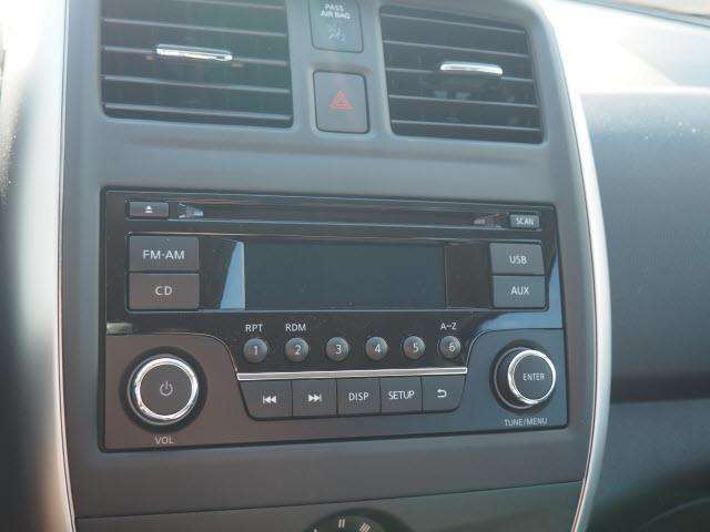 2017 Nissan Versa 1.6 SL 4dr Sedan